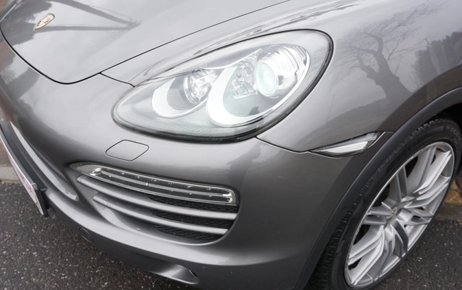 Porsche Cayenne cena 79900 przebieg: 240000, rok produkcji 2010 z Działoszyn małe 277